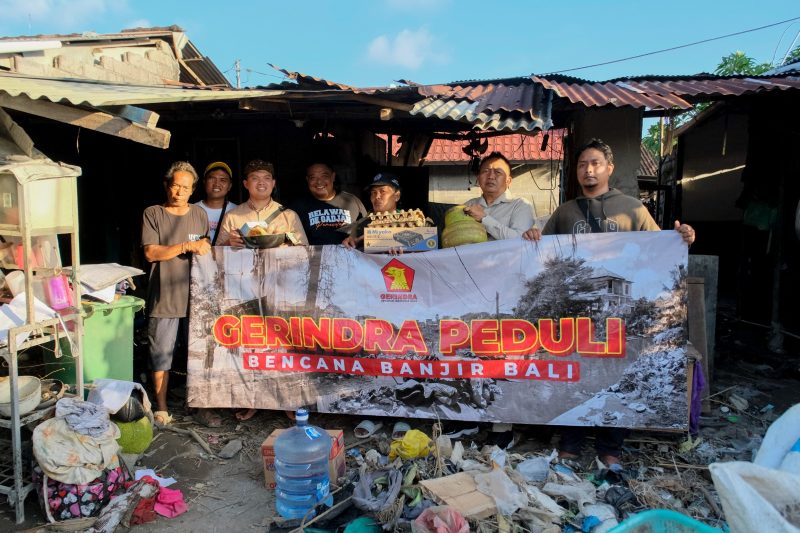 Gerindra Peduli salurakan bantuan kepada korban terdampak banjir Denpasar, 12 September 2025. 