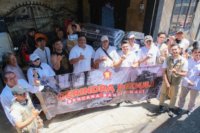 Gerindra salurkan bantuan korban terdampak banjir di Kota Denpasar.  © Okedaily Bali 