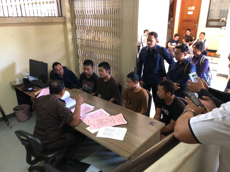 Koalisi Advokasi Bali untuk Demokrasi (KABUD) Berikan Bantuan Pendampingan Hukum kepada Empat Pelajar Kasus Demo Anarkis