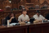 Gus Yoga (tengah) saat menyampaikan dorongan perluasan relaksasi BPHTB bagi pembeli rumah pertama dari kalangan generasi muda di Kota Denpasar. © OkeDailyBali [Foto: Istimewa]