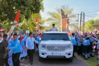 Antusias masyarakat Bali menyambut kedatangan Presiden RI Prabowo Subianto. ®okedailybali [Foto: Istimewa]