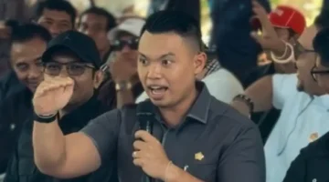 Ida Bagus Yoga Adi Putra alias Gus Yoga Wakil Ketua DPRD Kota Denpasar sekaligus Ketua DPC Partai Gerindra Kota Denpasar. 
