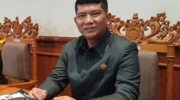 Anggota DPRD Denpasar, I Gede Tommy Sumertha dorong sinergitas pemerintah pusat, provinsi dan kota untuk percepat pembangunan Denpasar. ®okedailybali [Foto: Istimewa]
